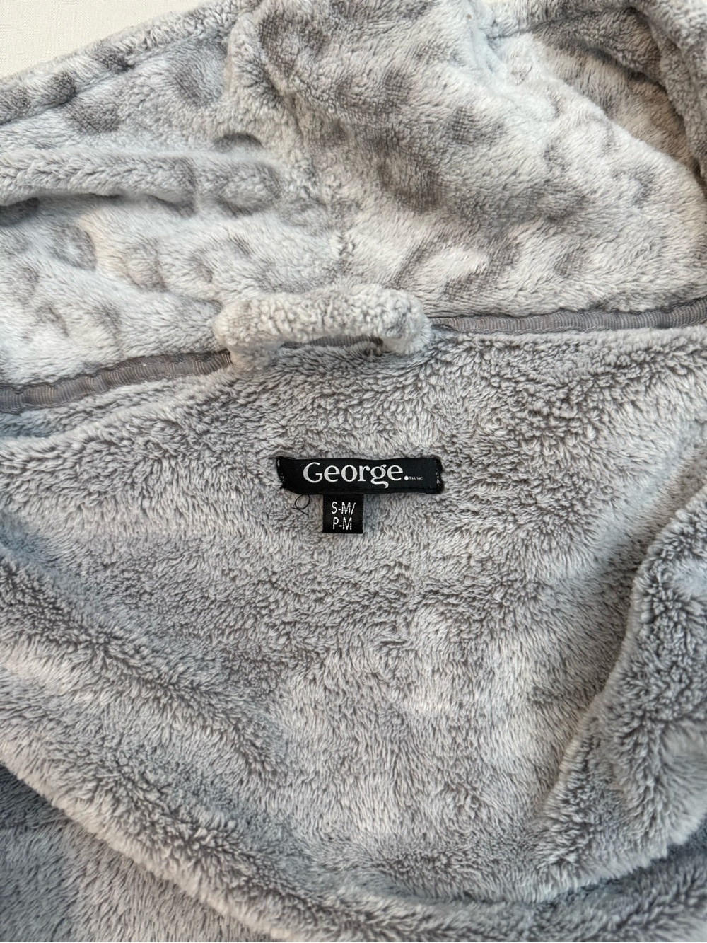 Grey Plush Robe - Picture 2 of 2